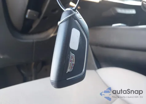 2024 Cadillac Xt4 Fwd Luxury z USA, uszkodzony, nr VIN 1GYAZAR42RF196386